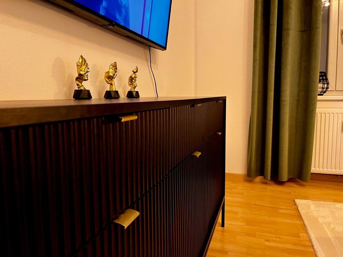 Comfy & Warm City Apartment - Self Check-In Graz Extérieur photo