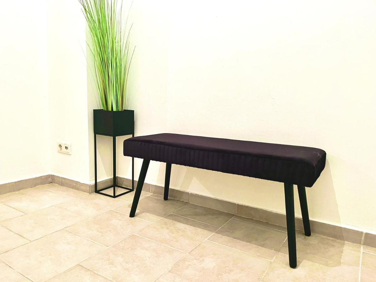 Comfy & Warm City Apartment - Self Check-In Graz Extérieur photo